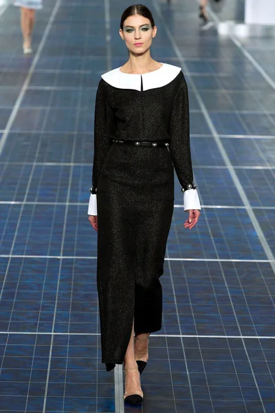Look 74
